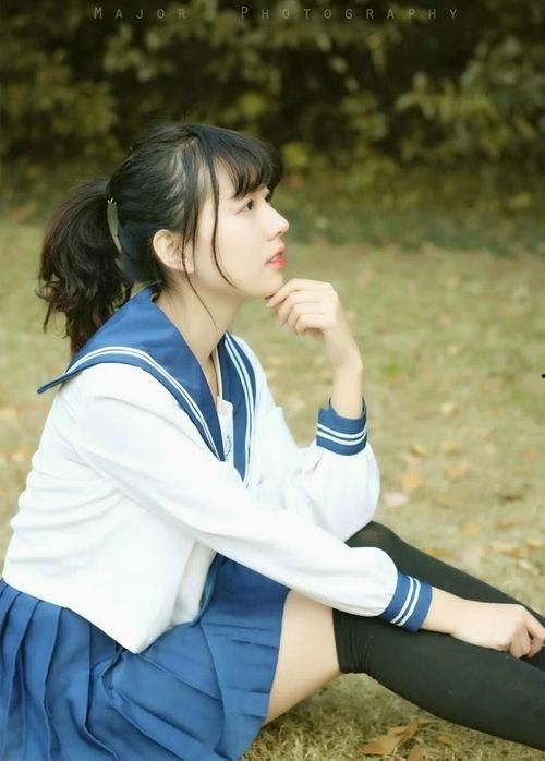 医生 制服丝袜,制服下的温柔守护