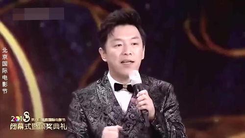 颁奖典礼上明星调侃,颁奖典礼上的明星幽默瞬间
